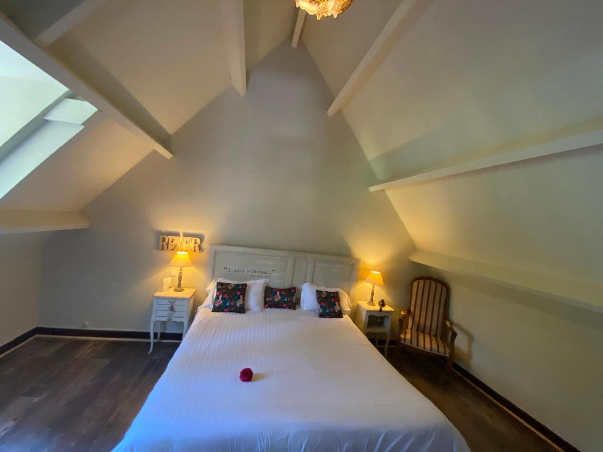 Les Moulins Du Duc Ecolodge Moelan-sur-Mer Luaran gambar