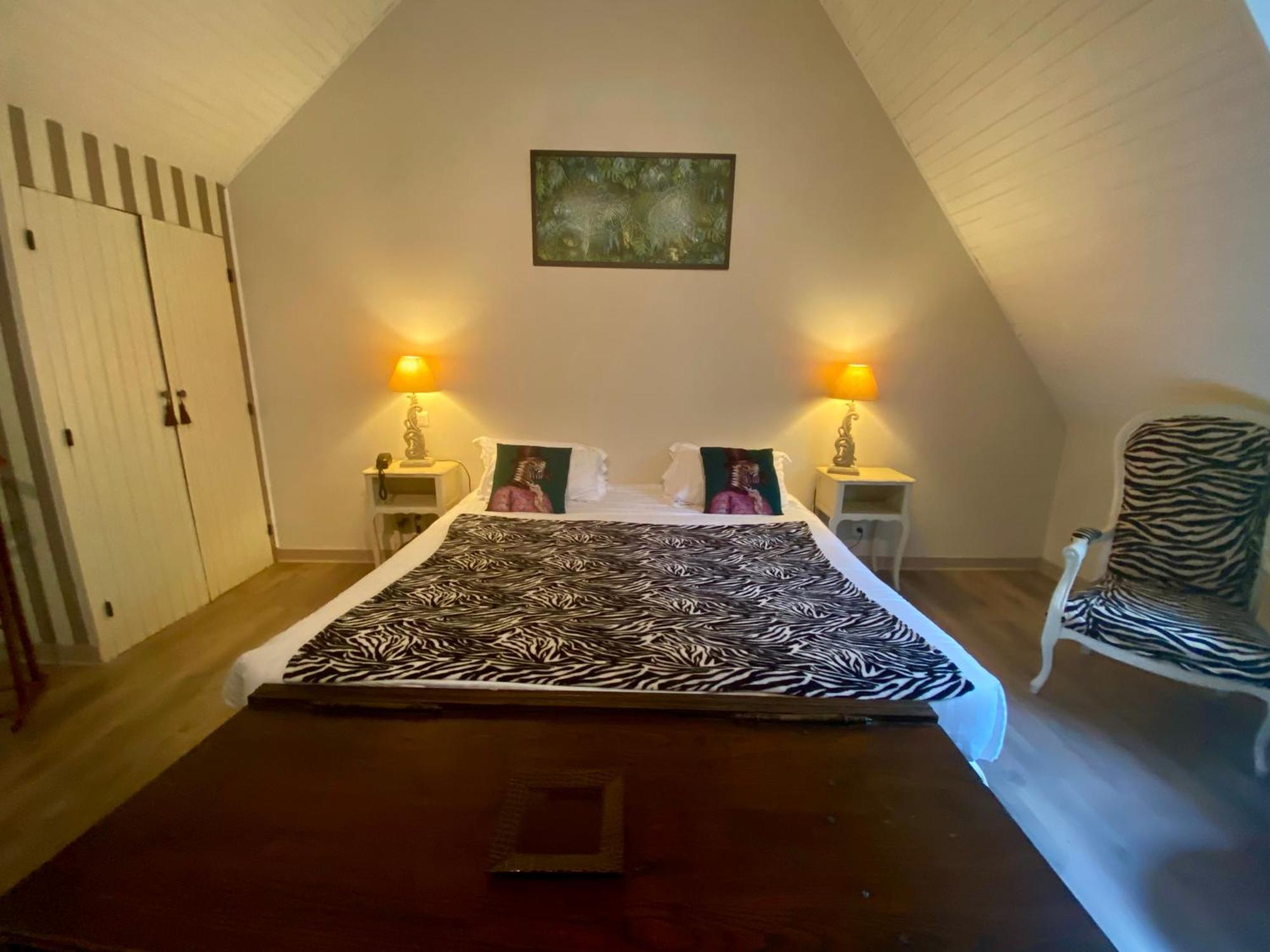 Les Moulins Du Duc Ecolodge Moelan-sur-Mer Luaran gambar